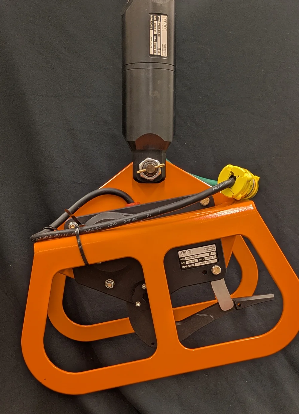 3300 lb Remote Hook (T016-00-02)